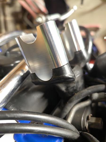 Handlebar clamp with rise 7/8 22mm for Yamaha Banshee